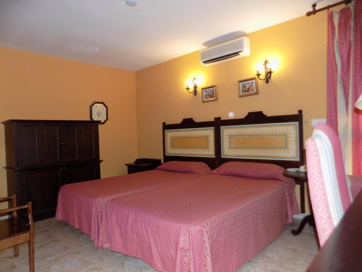 Hotel La Barca Лепе Екстер'єр фото